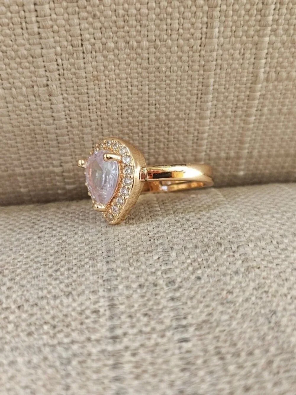 Women Fashion Ring Gold Tone High Quality Fashion Jewelry Rings Size adj 7.5-8.5 - Picture 4 of 13